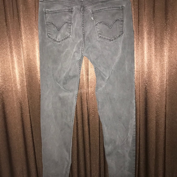 levis - Picture 2 of 2